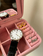 Load image into Gallery viewer, Women's Stainless Steel Leather Strap Watch